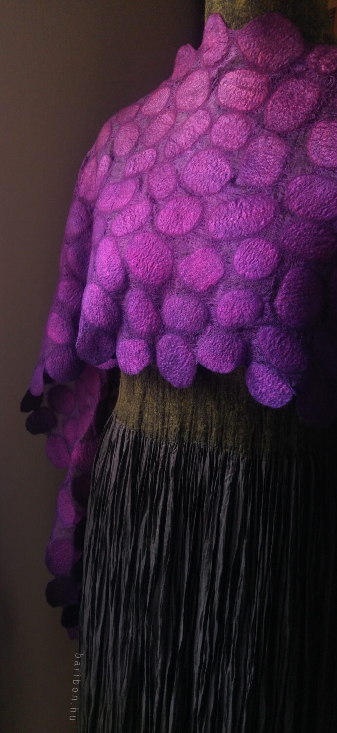 Super soft dots scarf