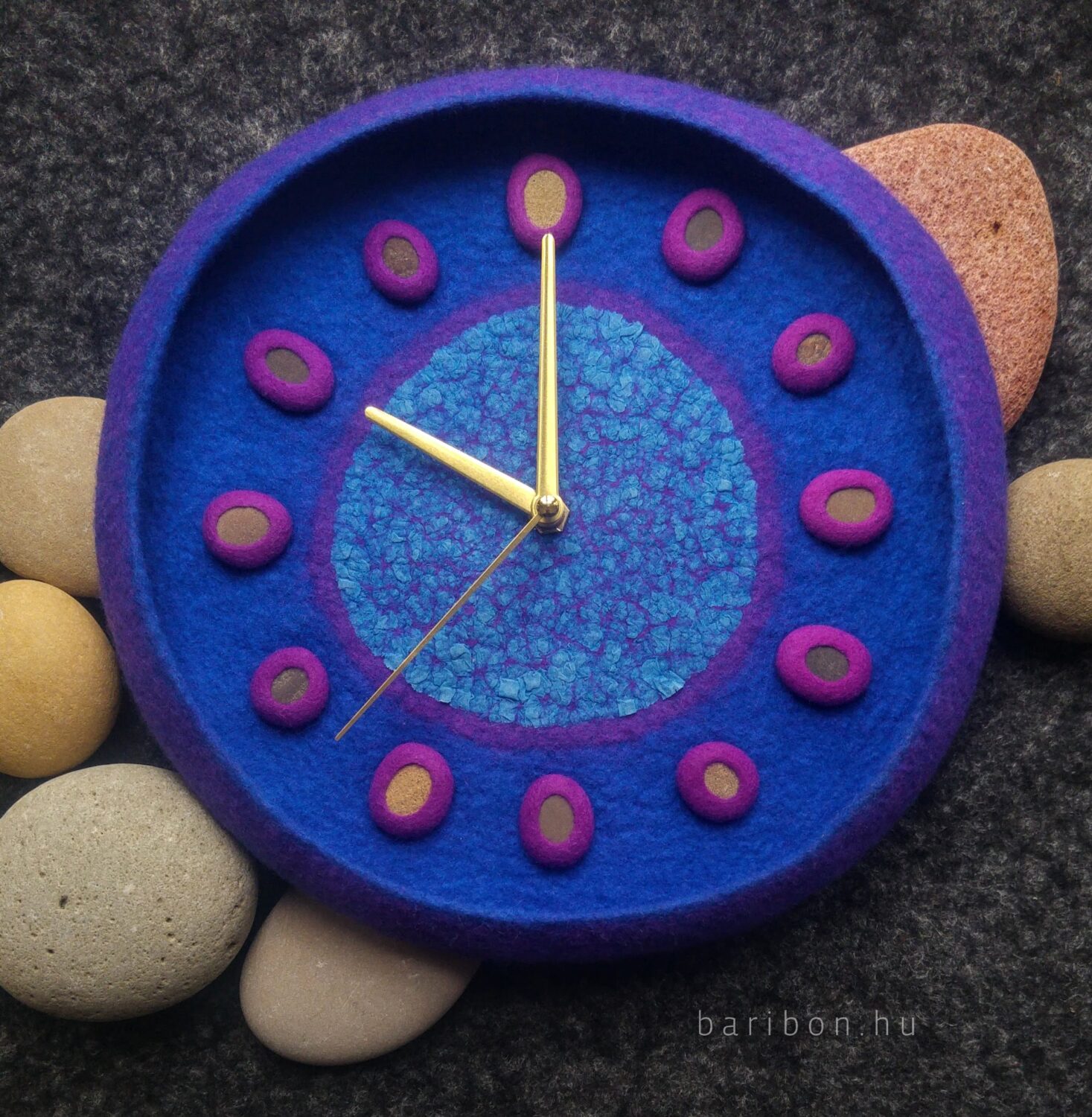 Made with LogoLicious Add Your Logo App