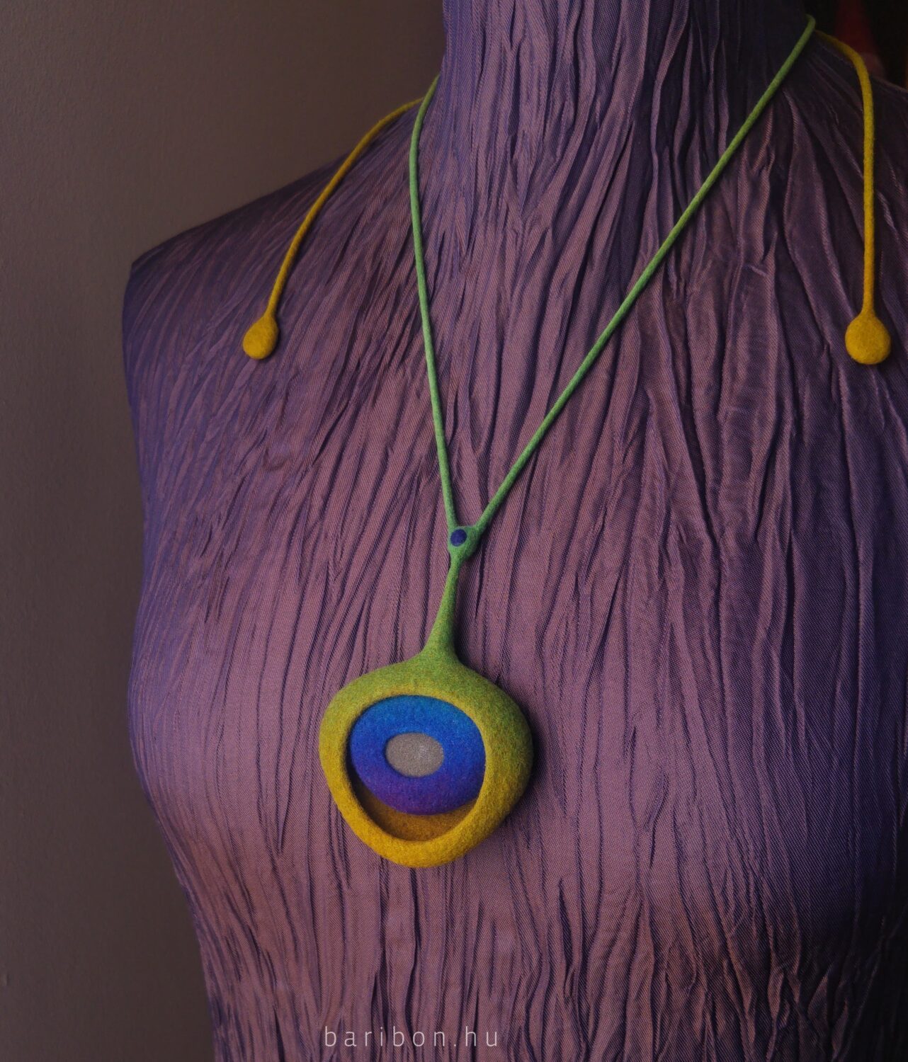 Peacock necklace (Copy)