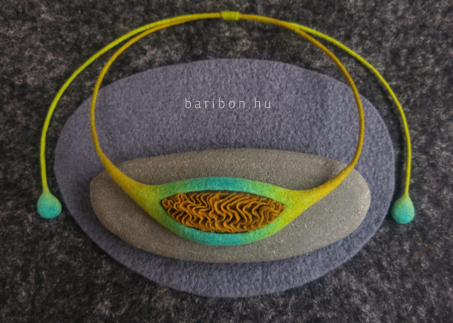 Creased silky necklace - ombre colours
