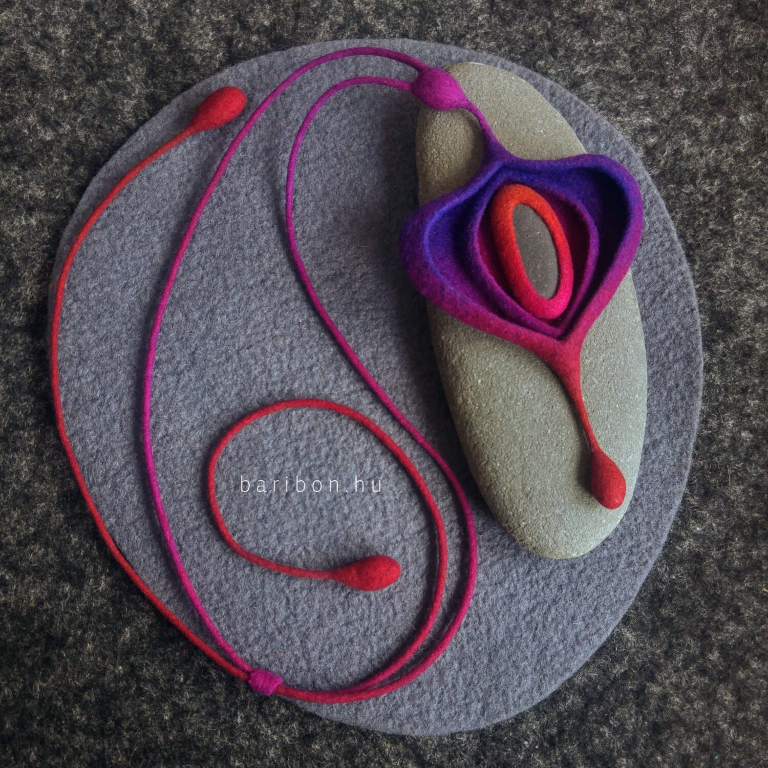 Purple pebble onion necklace