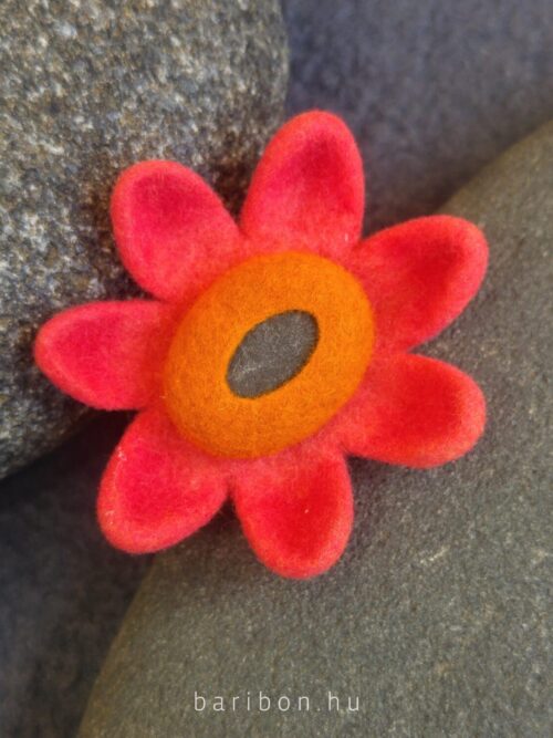 Flower shaped pink and orange pebble ring