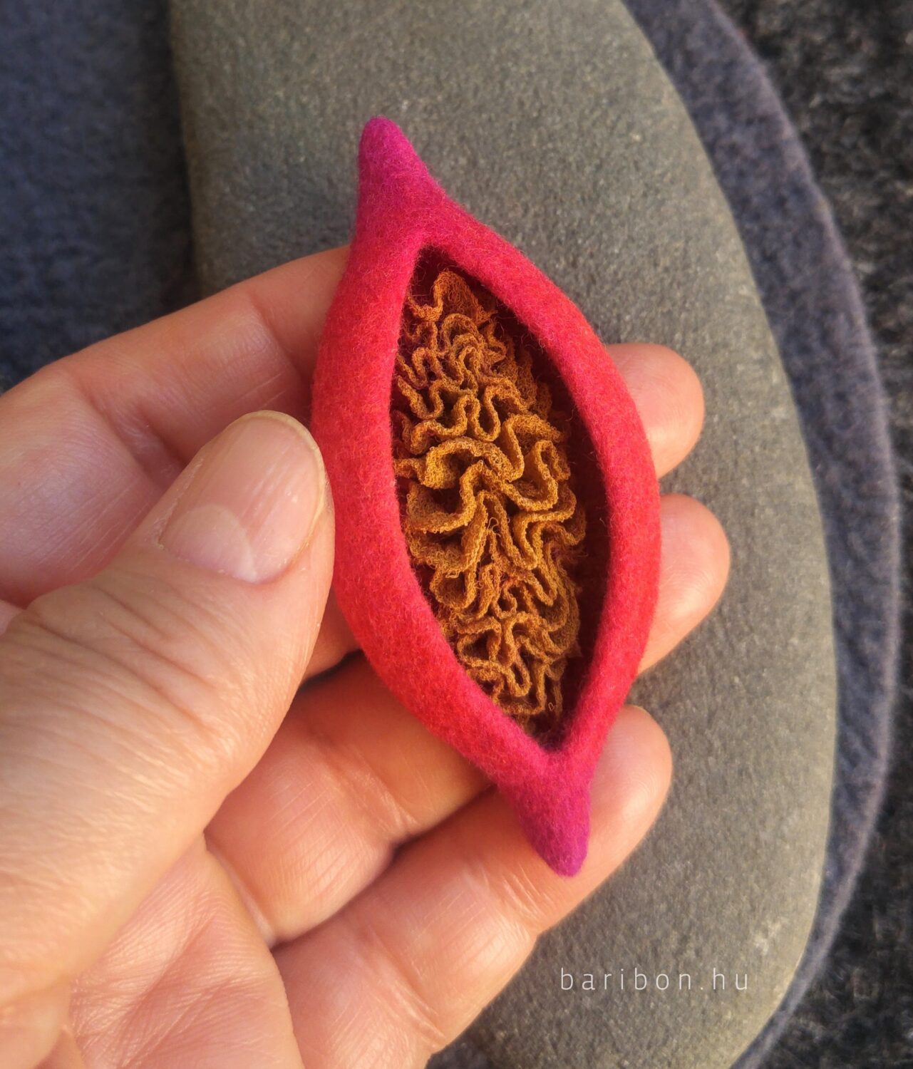 Creased silk ombre magenta ring