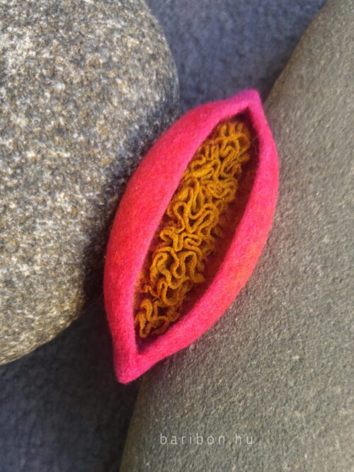 Creased silk ombre magenta ring - small